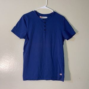 Levis Slim Fit 3/4th Button Short Sleeve Tee Women Size Medium Violet Blue